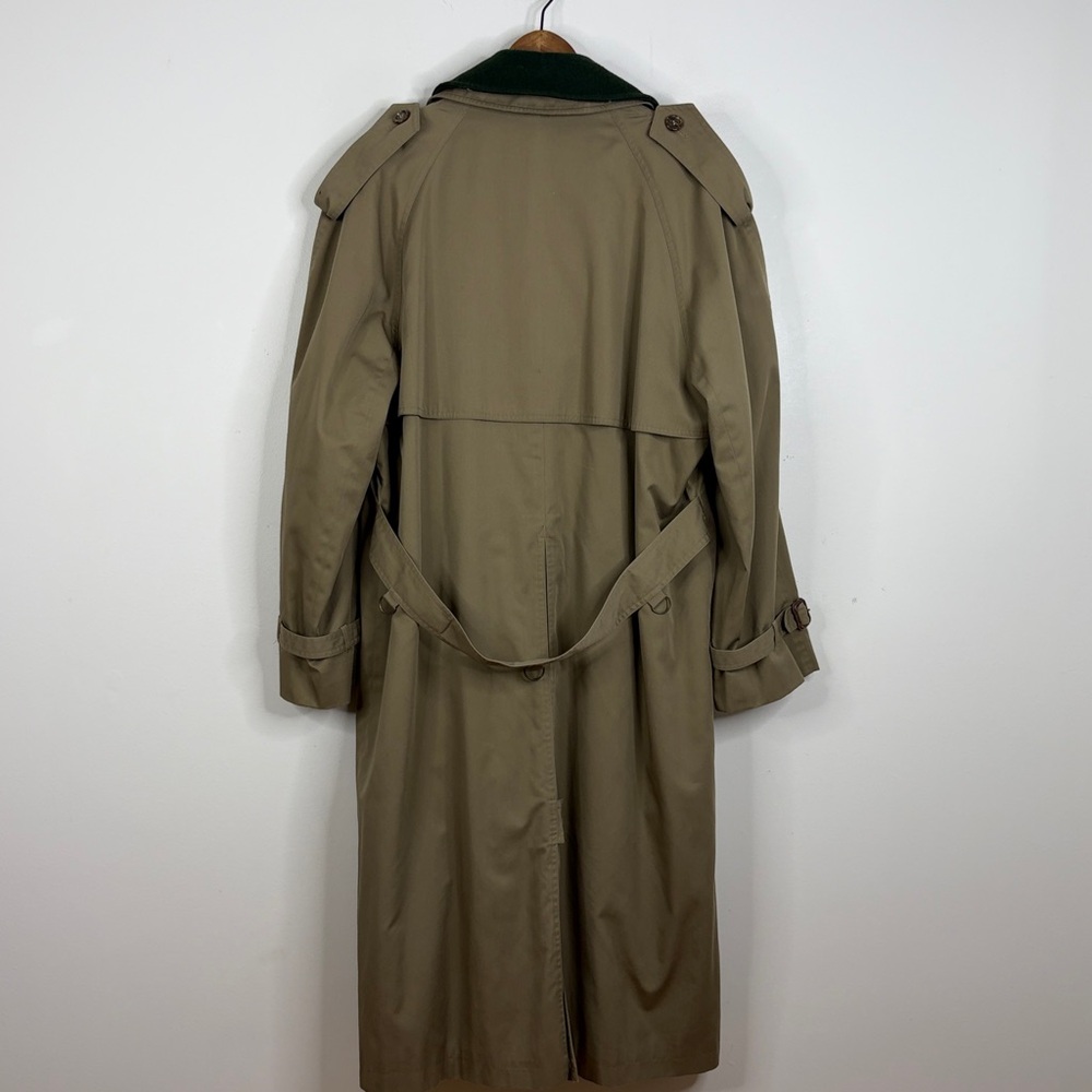 Classic Khaki Trench Coat with Dark Green Collar - Picture 3 of 16